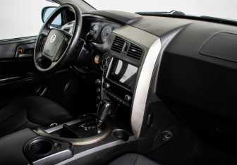 Подержанный автомобиль SsangYong Kyron 2012 года (10 фото)
