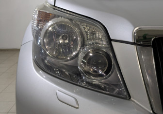 Подержанный автомобиль Toyota Land Cruiser Prado 2013 года (11 фото)