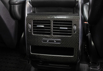 Подержанный автомобиль Land Rover Range Rover Sport 2017 года (18 фото)