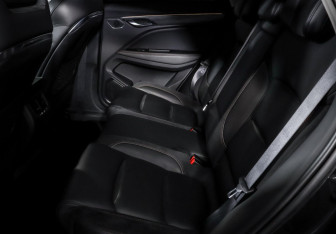 Подержанный автомобиль Geely Tugella 2021 года (10 фото)