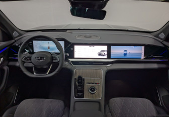 Новый Geely Monjaro 2026 (10 фото)