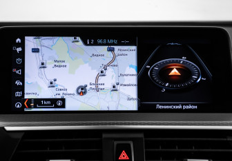 Подержанный автомобиль BMW X4 2019 года (22 фото)