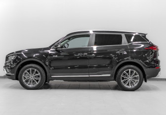 Подержанный автомобиль Geely Atlas Pro 2024 года (8 фото)