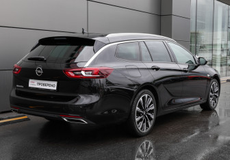 Подержанный автомобиль Opel Insignia Wagon 2020 года (5 фото)