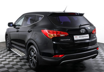 Подержанный автомобиль Hyundai Santa Fe 2013 года (7 фото)