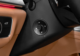 Подержанный автомобиль Jaecoo J8 2024 года (24 фото)