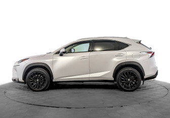 Подержанный автомобиль Lexus NX 2016 года (8 фото)
