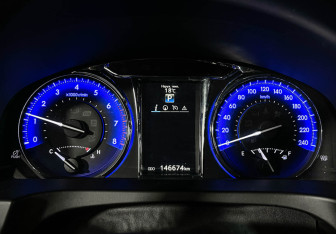 Подержанный автомобиль Toyota Camry Sedan 2017 года (11 фото)