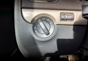Подержанный автомобиль Skoda Yeti 2015 года (28 фото)