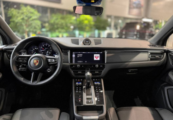 Новый Porsche Macan 2025 (8 фото)