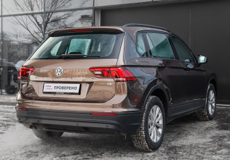 Подержанный автомобиль Volkswagen Tiguan 2017 года (4 фото)