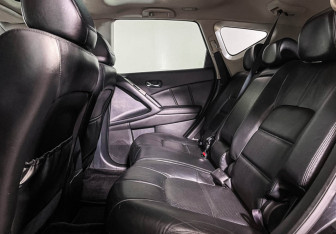 Подержанный автомобиль Nissan Murano Suv 2012 года (10 фото)