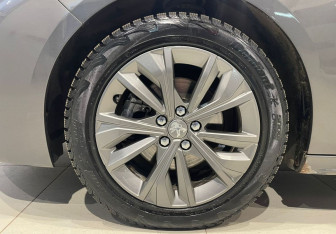 Подержанный автомобиль Peugeot 508 Wagon 2019 года (19 фото)