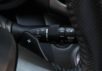 Подержанный автомобиль Toyota RAV4 2011 года (24 фото)