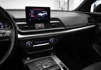 Подержанный автомобиль Audi Q5 2018 года (21 фото)