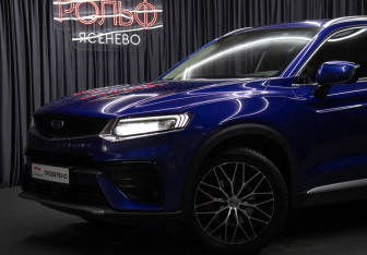 Подержанный автомобиль Geely Tugella 2022 года (25 фото)