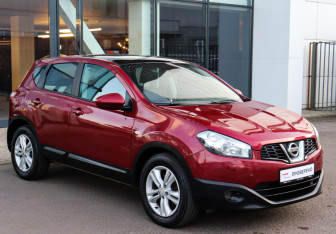 Подержанный автомобиль Nissan Qashqai 2010 года (3 фото)