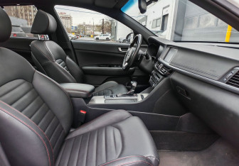 Подержанный автомобиль Kia Optima Sedan 2018 года (9 фото)