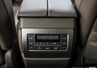 Подержанный автомобиль Lexus GX 2015 года (19 фото)