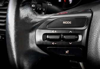 Подержанный автомобиль Kia Rio Hatchback 2021 года (26 фото)