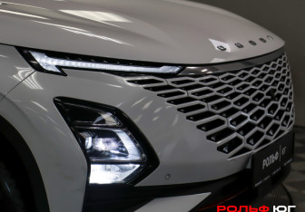 Подержанный автомобиль Omoda C5 2023 года (27 фото)