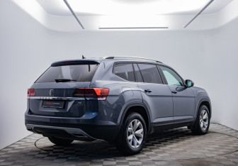 Подержанный автомобиль Volkswagen Teramont 2019 года (5 фото)