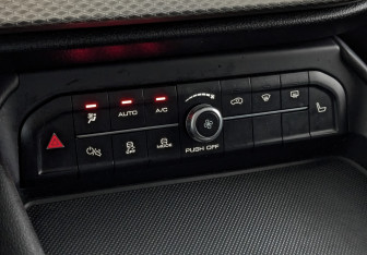 Подержанный автомобиль Haval F7 2024 года (26 фото)