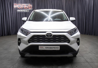 Подержанный автомобиль Toyota RAV4 2020 года (2 фото)