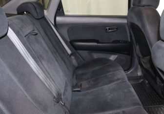 Подержанный автомобиль Hyundai Elantra Sedan 2008 года (19 фото)