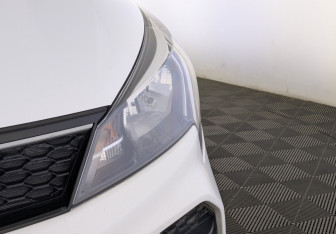 Подержанный автомобиль Kia Rio Hatchback 2021 года (10 фото)