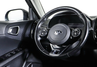 Подержанный автомобиль Kia Soul 2019 года (13 фото)