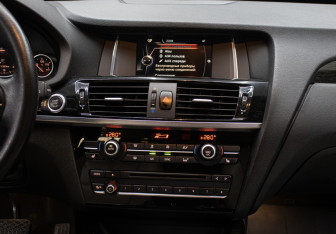 Подержанный автомобиль BMW X3 2016 года (15 фото)