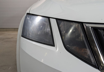 Подержанный автомобиль Skoda Octavia Liftback 2019 года (11 фото)