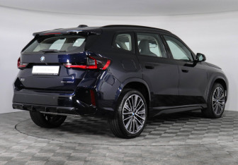 Новый BMW X1 2025 (2 фото)