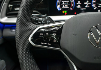 Подержанный автомобиль Volkswagen Teramont 2025 года (26 фото)