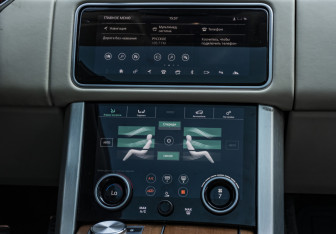 Подержанный автомобиль Land Rover Range Rover 2018 года (14 фото)
