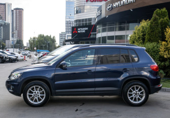 Подержанный автомобиль Volkswagen Tiguan 2012 года (6 фото)