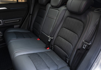 Подержанный автомобиль Jetour T2 2024 года (15 фото)