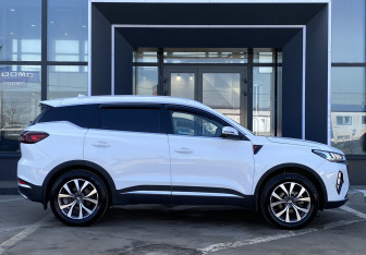 Подержанный автомобиль Chery Tiggo 7 Pro Max 2023 года (4 фото)