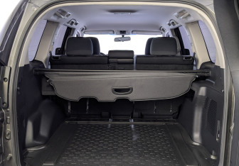 Подержанный автомобиль Toyota Land Cruiser Prado 2021 года (10 фото)
