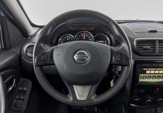 Подержанный автомобиль Nissan Terrano 2021 года (21 фото)