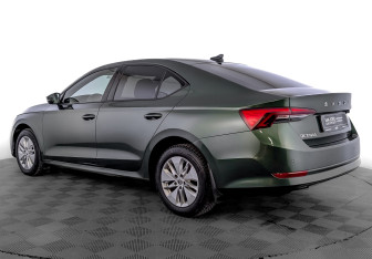 Подержанный автомобиль Skoda Octavia Liftback 2021 года (7 фото)
