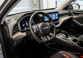 Подержанный автомобиль Haval F7 2022 года (7 фото)