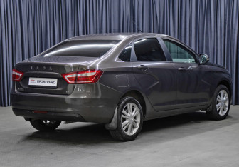 Подержанный автомобиль LADA (ВАЗ) Vesta Sedan 2019 года (5 фото)