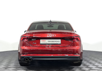 Подержанный автомобиль Audi A5 Coupe 2019 года (6 фото)