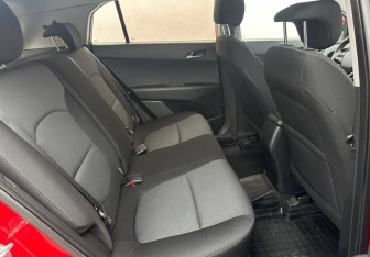Подержанный автомобиль Hyundai Creta 2018 года (14 фото)