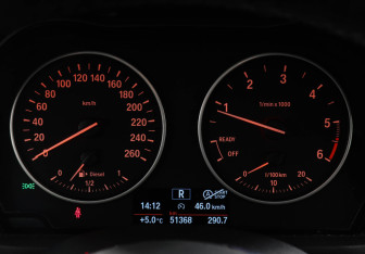 Подержанный автомобиль BMW X1 2017 года (13 фото)