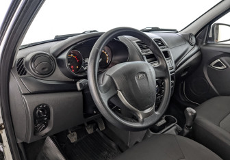 Подержанный автомобиль LADA (ВАЗ) Granta Sedan 2023 года (15 фото)