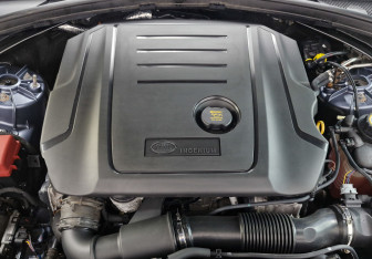 Подержанный автомобиль Land Rover Range Rover Velar 2020 года (9 фото)