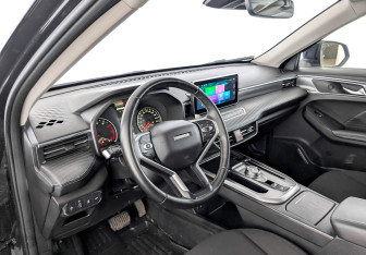 Подержанный автомобиль Haval Jolion 2023 года (15 фото)